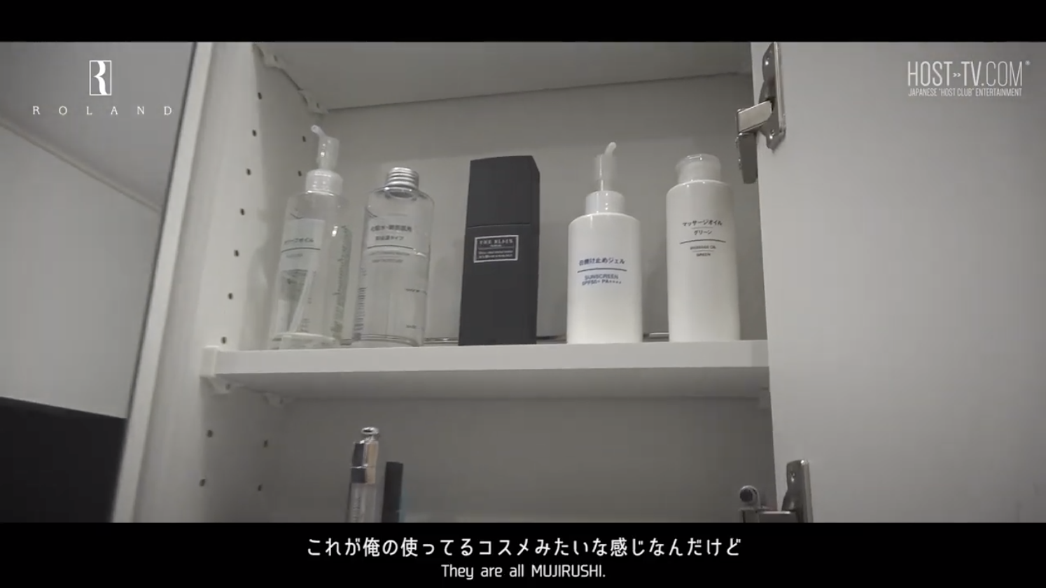 【画像】ミニマムリストの部屋がヤバすぎる件につきまして。 	YouTube動画>4本 ->画像>38枚 